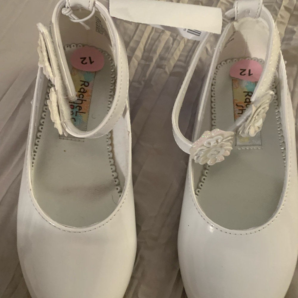 girls brand new white dress shoe ankle strap